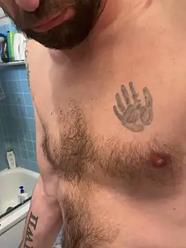 NovaChina online show from October 28, 2025, 11:58 am