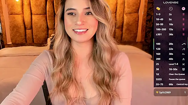 Snapshot of KiaraCarter chatting on September 24, 2025, 8:01 pm KiaraCarter online show from September 24, 2025, 8:01 pm