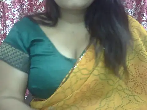 Lusty Wife1 online show from April 18, 2026, 6:34 pm