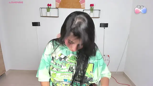 emily villamil online show from May 23, 2026, 10:03 pm