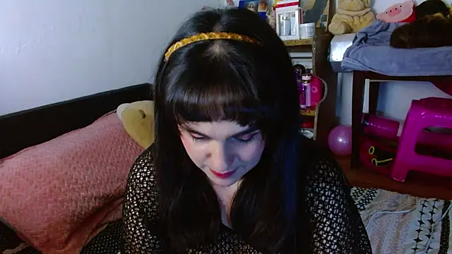 collette beaufoy  online show from May 25, 2026, 6:19 am