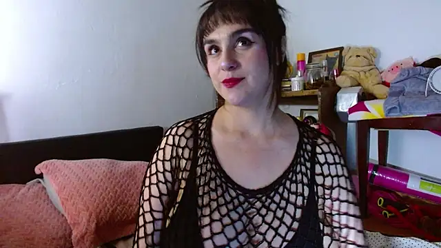 collette beaufoy  online show from May 31, 2026, 7:04 am