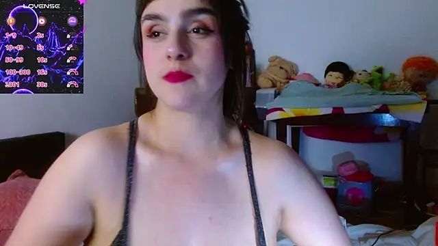 Snapshot of collette_beaufoy_ chatting on June 29, 2026, 11:49 pm collette beaufoy online show from June 29, 2026, 11:49 pm