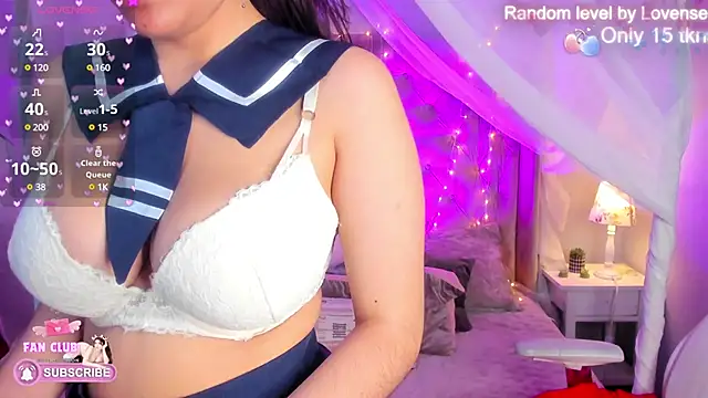 Ellie Jhonson   online show from January 4, 2025, 5:26 pm