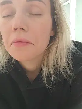 Linda Gregory online show from February 20, 2025, 10:15 pm