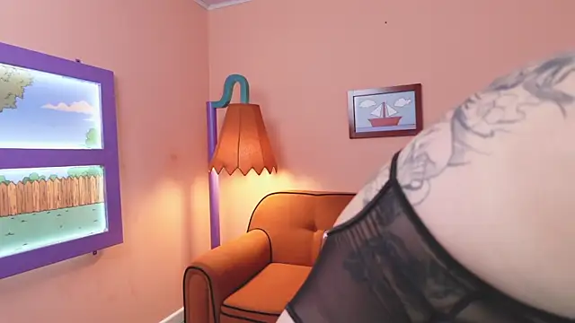 miss canndy online show from April 9, 2026, 6:02 pm