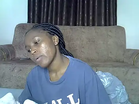 AurelAda online show from June 11, 2026, 8:23 am