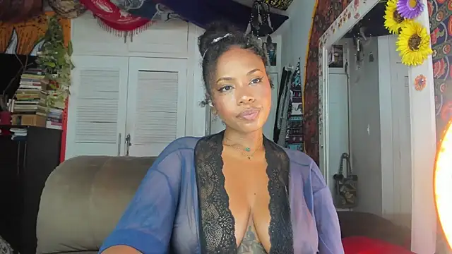 Snapshot of ElizaGrey_ chatting on January 12, 2025, 11:15 pm ElizaGrey online show from January 12, 2025, 11:15 pm