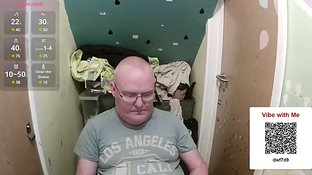 FriendlyDave online show from February 13, 2025, 2:52 pm