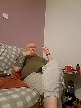 FriendlyDave online show from February 25, 2025, 9:24 pm