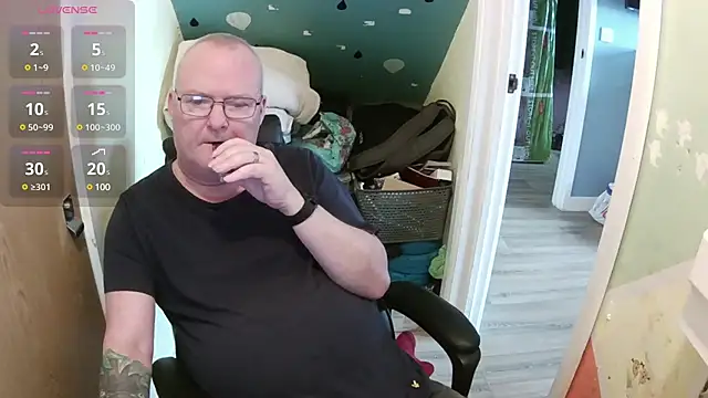 FriendlyDave online show from March 17, 2025, 9:01 am