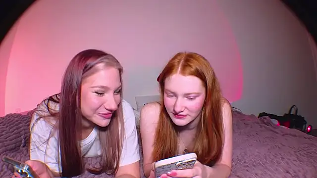 MiaKeler online show from December 14, 2024, 8:51 pm