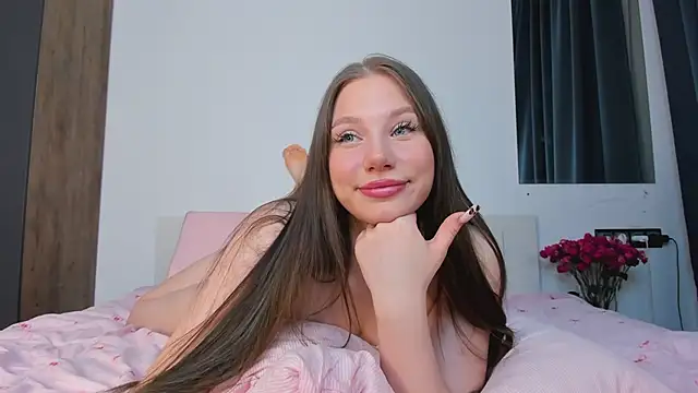 Snapshot of MiaKeler chatting on May 14, 2026, 8:26 pm MiaKeler online show from May 14, 2026, 8:26 pm