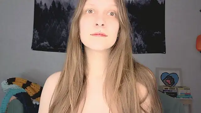 SolarAlice online show from March 10, 2026, 4:56 pm