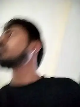 Instant chargerxh online show from April 26, 2026, 4:37 pm