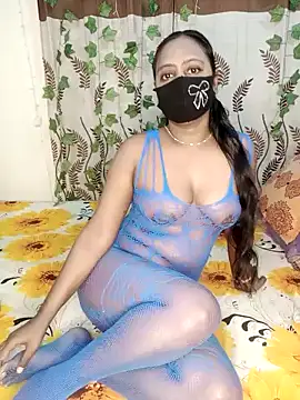 Snapshot of esita_1212 chatting on January 25, 2025, 1:19 pm esita 1212 online show from January 25, 2025, 1:19 pm