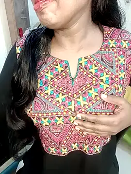 Snapshot of esita_1212 chatting on March 2, 2025, 4:10 pm esita 1212 online show from March 2, 2025, 4:10 pm