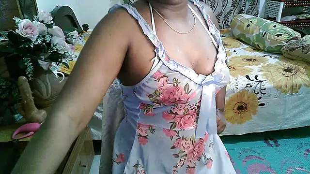 Snapshot of esita_1212 chatting on March 20, 2025, 2:53 pm esita 1212 online show from March 20, 2025, 2:53 pm