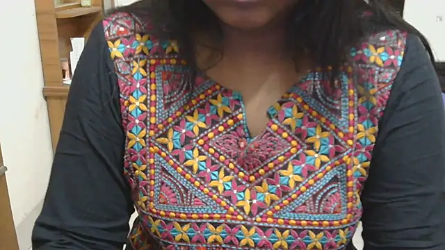 Snapshot of esita_1212 chatting on March 13, 2026, 1:34 am esita 1212 online show from March 13, 2026, 1:34 am