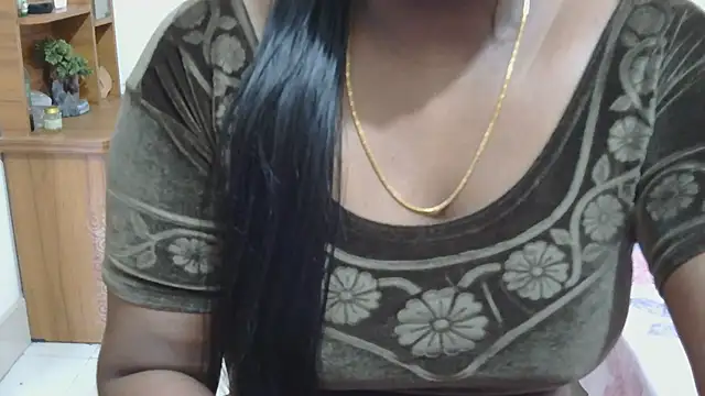 Snapshot of esita_1212 chatting on March 26, 2026, 1:33 am esita 1212 online show from March 26, 2026, 1:33 am