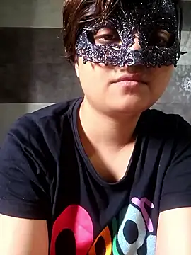 lilymoonstar1 online show from June 23, 2026, 5:05 am