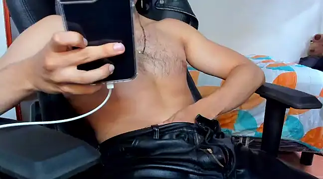 Tommy Bred online show from March 11, 2025, 6:52 pm