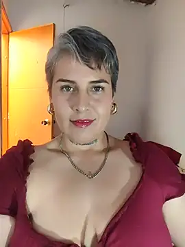 Snapshot of Yessi_rousse chatting on June 12, 2026, 1:54 pm Yessi rousse online show from June 12, 2026, 1:54 pm
