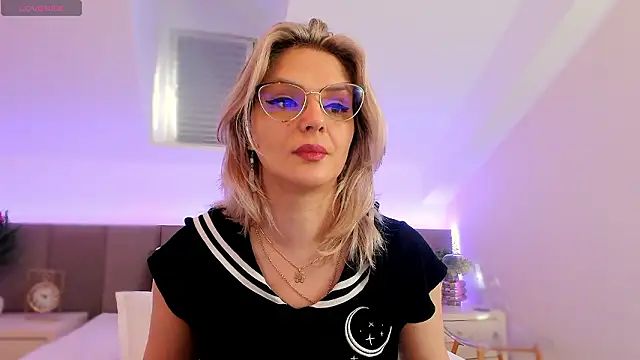 Snapshot of AshleyStorm_ chatting on March 3, 2026, 5:57 am AshleyStorm online show from March 3, 2026, 5:57 am