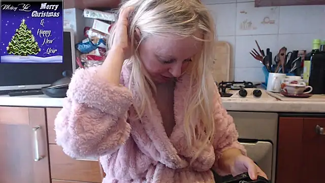 martachatte online show from December 22, 2025, 8:33 am