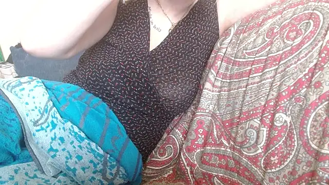Snapshot of martachatte chatting on June 16, 2026, 6:27 am martachatte online show from June 16, 2026, 6:27 am