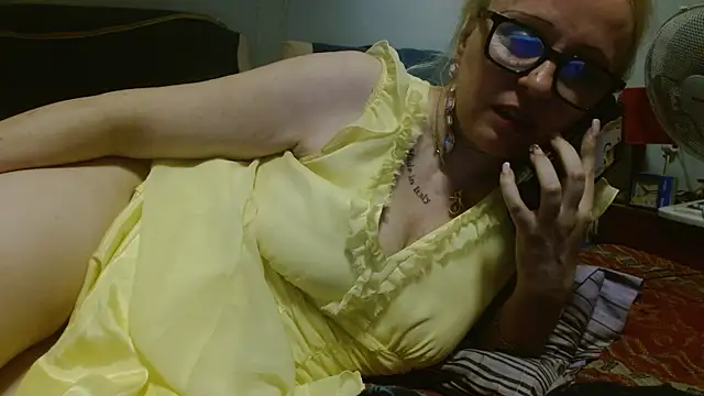 Snapshot of martachatte chatting on June 19, 2026, 8:12 pm martachatte online show from June 19, 2026, 8:12 pm