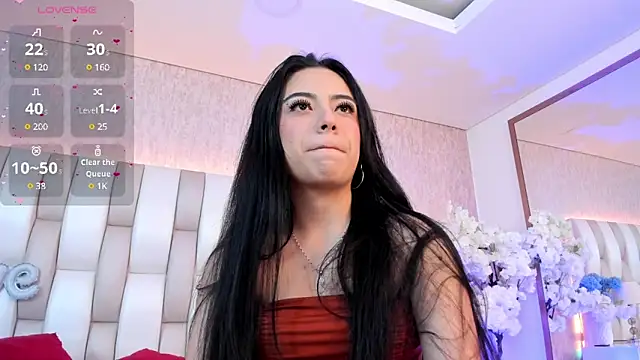 Rebeca jones online show from March 3, 2025, 1:09 pm