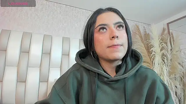 Rebeca jones online show from March 17, 2026, 12:08 pm