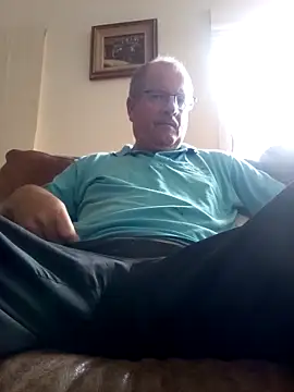 Snapshot of stiffandlubed@xh chatting on December 6, 2024, 11:25 pm stiffandlubedxh online show from December 6, 2024, 11:25 pm