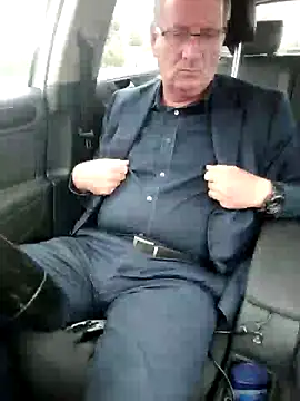 Snapshot of stiffandlubed@xh chatting on December 8, 2024, 9:08 pm stiffandlubedxh online show from December 8, 2024, 9:08 pm