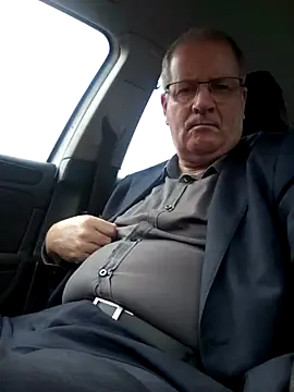 Snapshot of stiffandlubed@xh chatting on December 9, 2024, 8:54 pm stiffandlubedxh online show from December 9, 2024, 8:54 pm