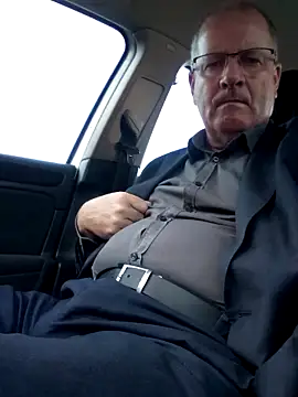 Snapshot of stiffandlubed@xh chatting on January 6, 2025, 8:50 pm stiffandlubedxh online show from January 6, 2025, 8:50 pm