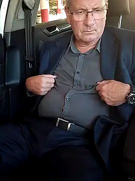 Snapshot of stiffandlubed@xh chatting on March 19, 2025, 7:29 am stiffandlubedxh online show from March 19, 2025, 7:29 am