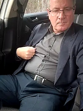 Snapshot of stiffandlubed@xh chatting on September 21, 2025, 10:11 pm stiffandlubedxh online show from September 21, 2025, 10:11 pm