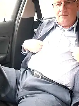 Snapshot of stiffandlubed@xh chatting on October 26, 2025, 9:10 pm stiffandlubedxh online show from October 26, 2025, 9:10 pm