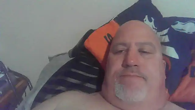 Bigbear0563 online show from December 25, 2024, 9:54 pm