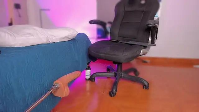 Emmily Savage online show from January 31, 2026, 7:11 pm