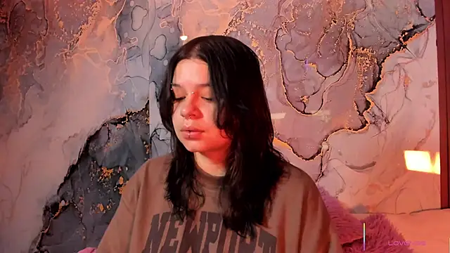 Snapshot of Mey_moon chatting on November 29, 2025, 3:26 pm Mey moon online show from November 29, 2025, 3:26 pm