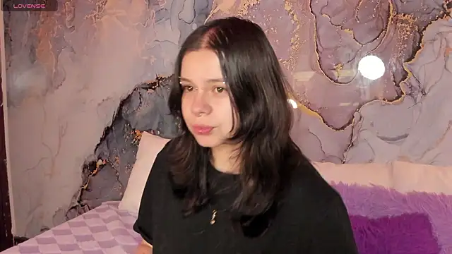 Snapshot of Mey_moon chatting on February 2, 2026, 1:15 am Mey moon online show from February 2, 2026, 1:15 am