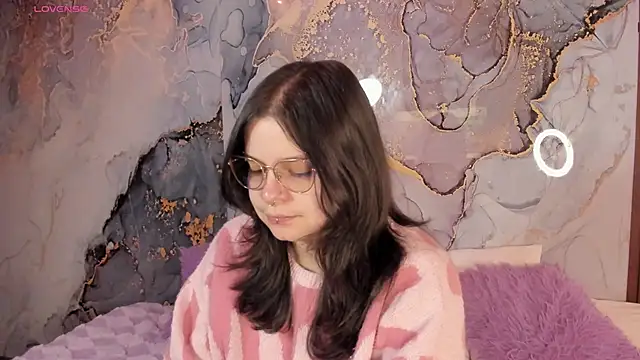 Snapshot of Mey_moon chatting on February 20, 2026, 4:09 am Mey moon online show from February 20, 2026, 4:09 am