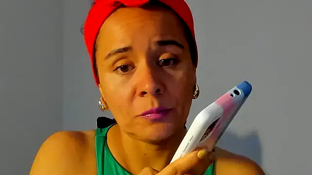 Snapshot of Sami_Hotie1 chatting on September 16, 2025, 8:32 pm Sami Hotie1 online show from September 16, 2025, 8:32 pm