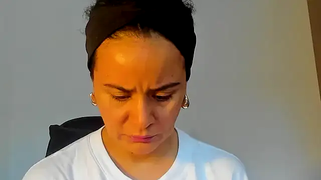 Snapshot of Sami_Hotie1 chatting on November 1, 2025, 10:01 pm Sami Hotie1 online show from November 1, 2025, 10:01 pm