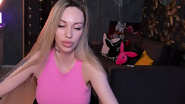 Blckmirrorr online show from February 6, 2025, 4:36 pm