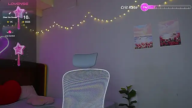 laybunny1 online show from September 12, 2025, 11:37 pm