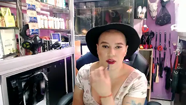 TamySweetness online show from March 16, 2025, 2:33 pm